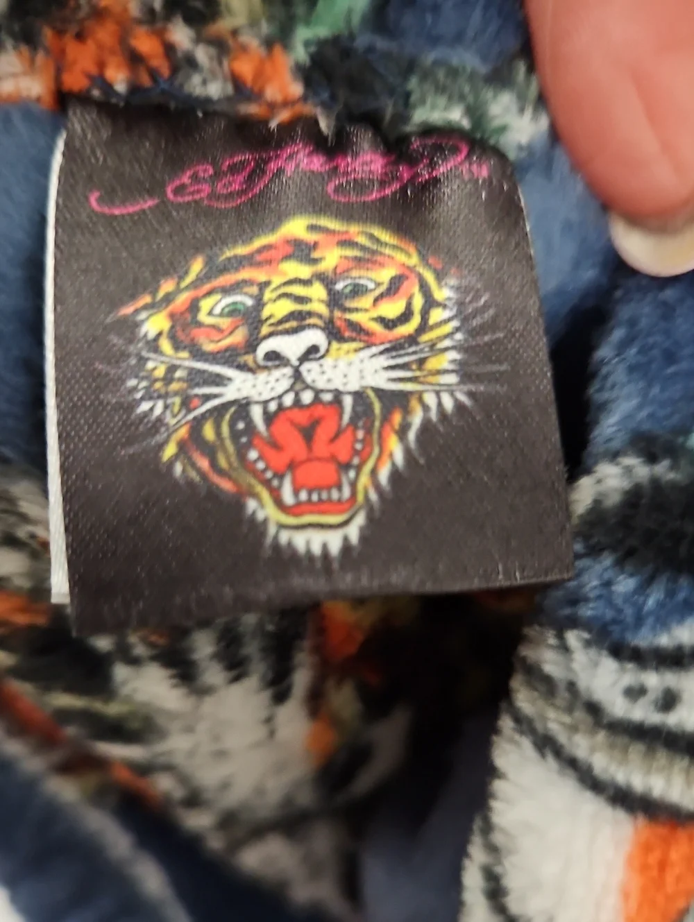 Ed Hardy NWT Plush Oversized Throw